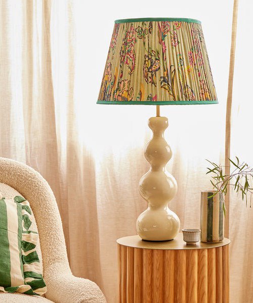 1) Wobster best statement lamp for a living room