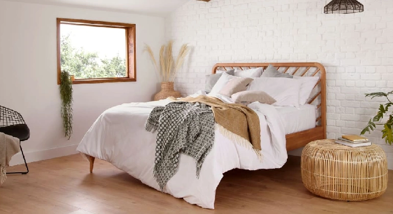 The Wool Room Review: UK's Specialist Wool Bedding That Genuinely Regulates Temperature — With Specific Product Wash-Care Caveats
